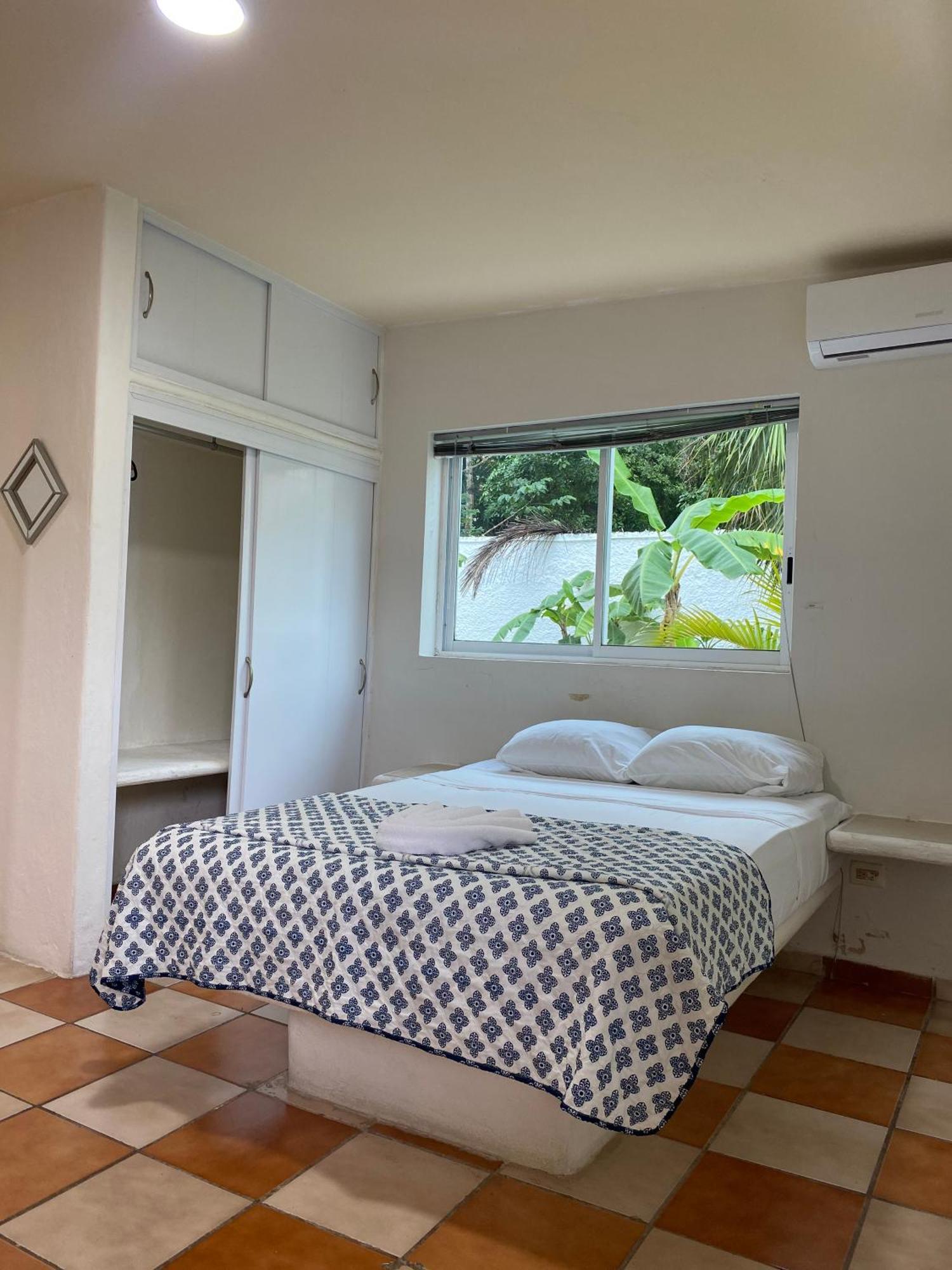 Hotel Dos Mundos, Isla Cozumel Exteriör bild